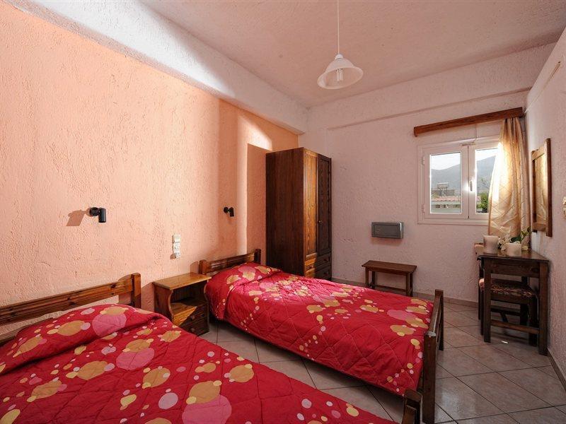 Primavera Beach Hotel Studios & Apartments Малиа Экстерьер фото