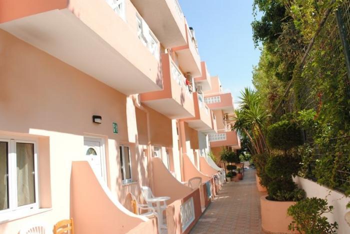 Primavera Beach Hotel Studios & Apartments Малиа Экстерьер фото